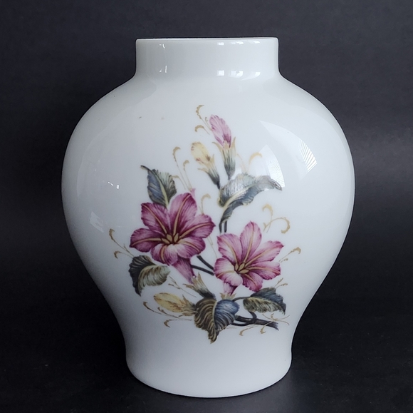 RARE!! Vintage Kaiser W Germany Liliane Floral Vase, Kaiser Porcelain Vase - Picture 4 of 12